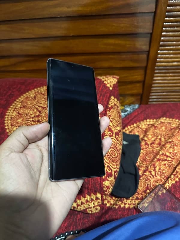 tecno spark 20 pro plus 4