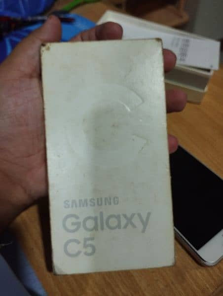 Samsung Galaxy c5 7