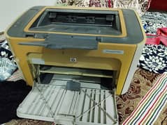 HP Laserjet P1505n printer.