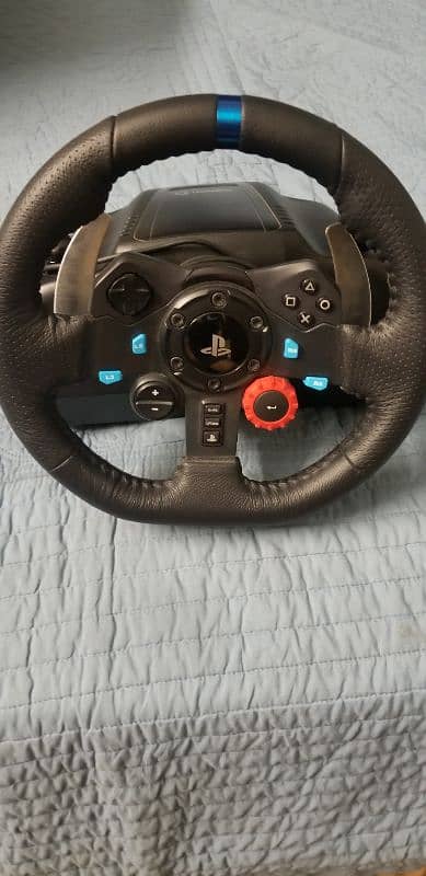 LOGITECH G29 RACING WHEEL PS4/PS5/PC 1