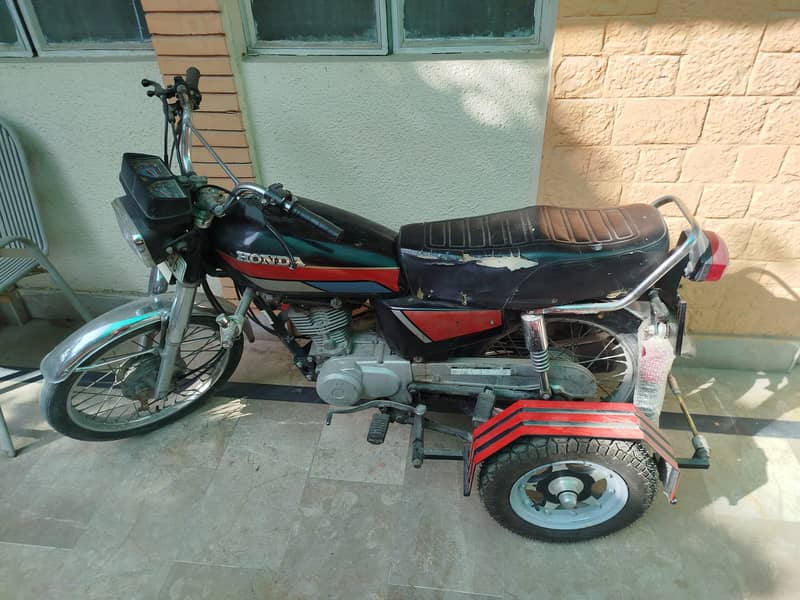 3 Wheel Honda CG 125 2017 special Person 0