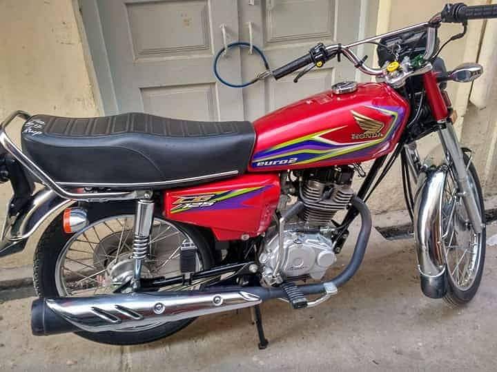 3 Wheel Honda CG 125 2017 special Person 5