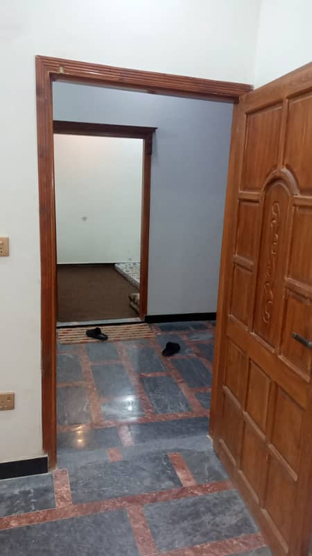 2 rooms portion available for rent in khanna pull sanam chok 8