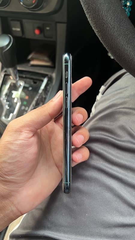 Iphone 11 pro 64gb green 1