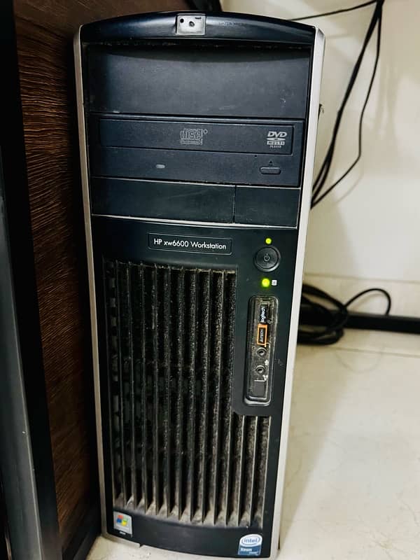 Desktop PC gaming server HP Workstation Xeon 3