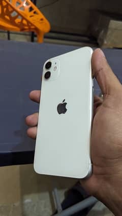 Iphone 11 / 128 GB with Box