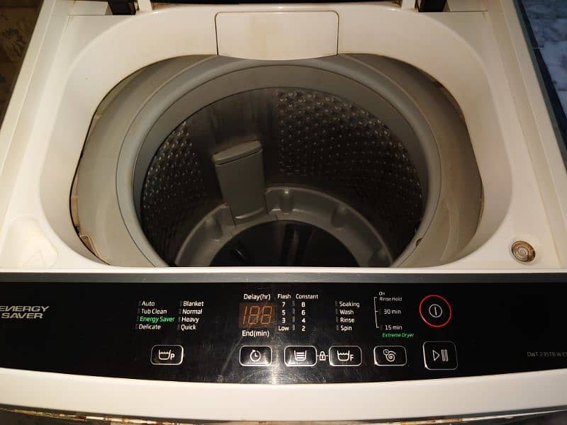 Automatic Dawlance washing machine 2