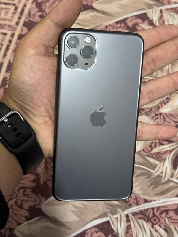 iphone 11 Pro Max 2