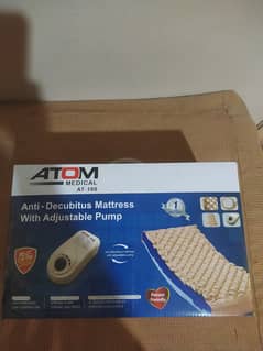 Anti decubitus mattress with adjustable pump