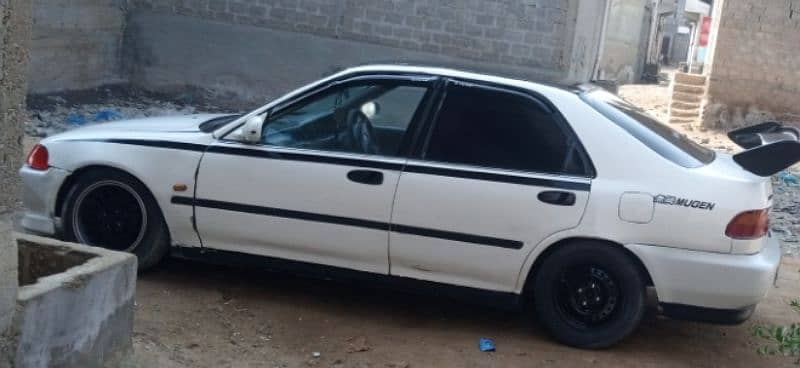 Honda Civic EXi 1995. sports car. urgent sale. 4