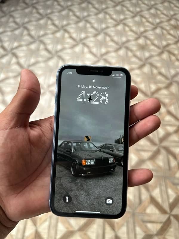 Iphone Xr 128gb Sim Working (Glitch) 2