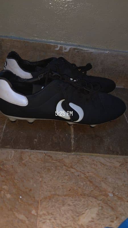 football shoes euro 44 uk 9 0