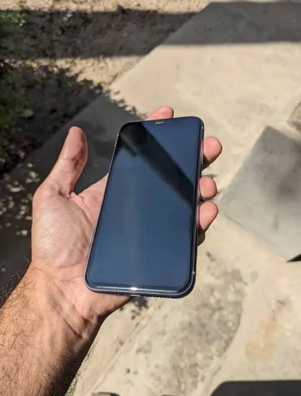 iPHONE 11 WATERPACK 2