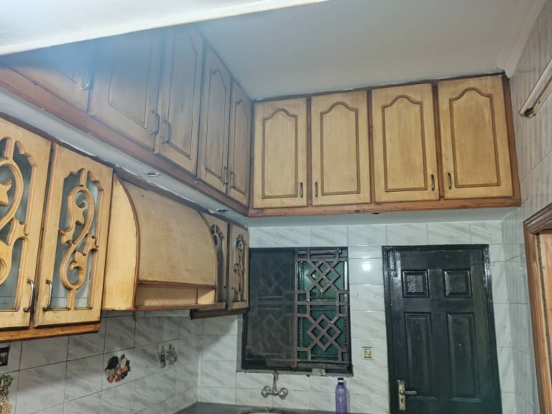 3 BED UPPER PORTION FOR RENT IN JOHAR TOWN 8