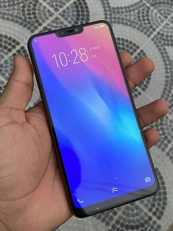 Vivo Y85 4/64 gb 1