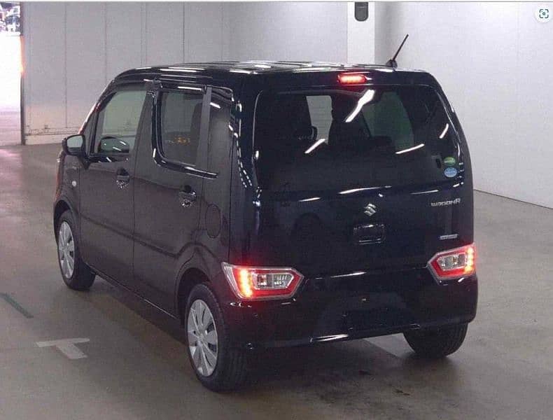 Suzuki Wagon R 2021 12