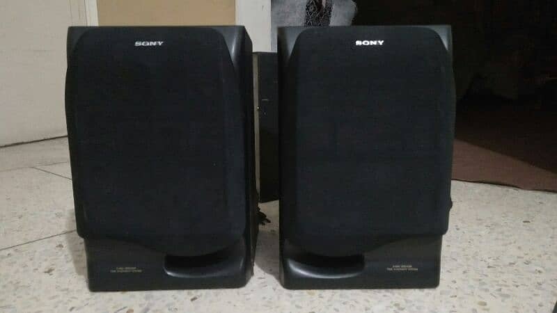 Sony speakers set 4