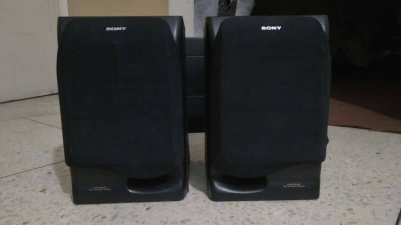 Sony speakers set 5