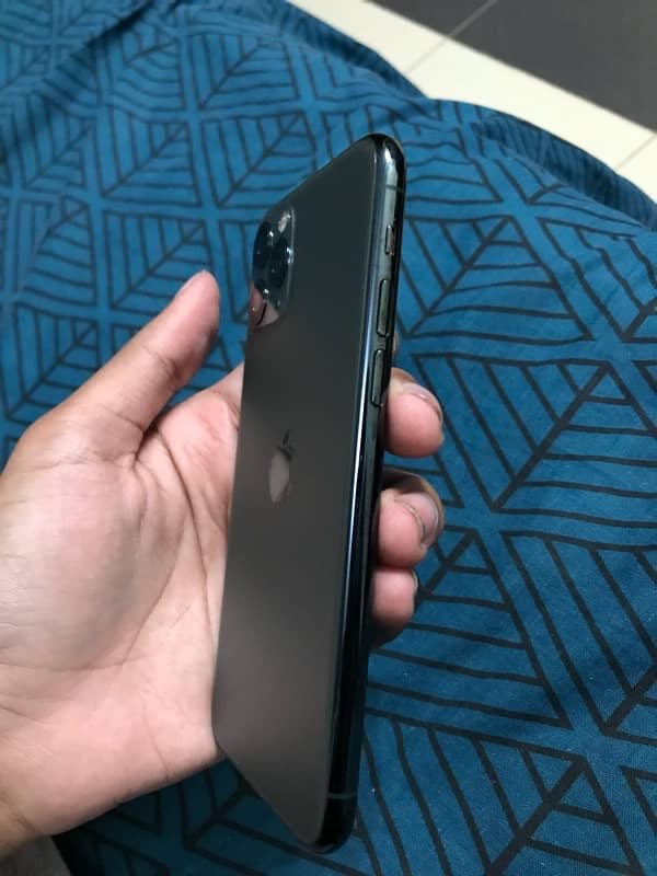 iphone 11 pro jv 2