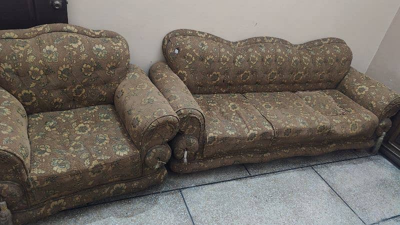 Sofa Set 3,2,1 Good Condition 1