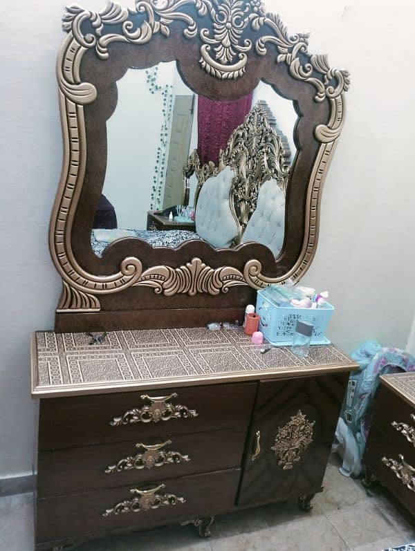 Bed Set dressing table wardrobe 2