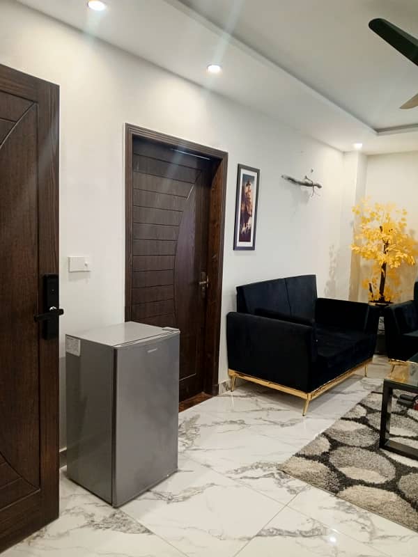 2 Beds luxurious brand new fully furnished apartment for rent in Bahria Town Lahore 4