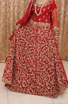 Bridal Lehnga Kam wala