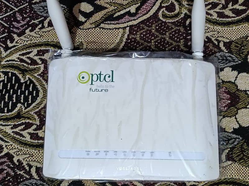 PTCL WIFI MODEM 6 MONTHS USED 4