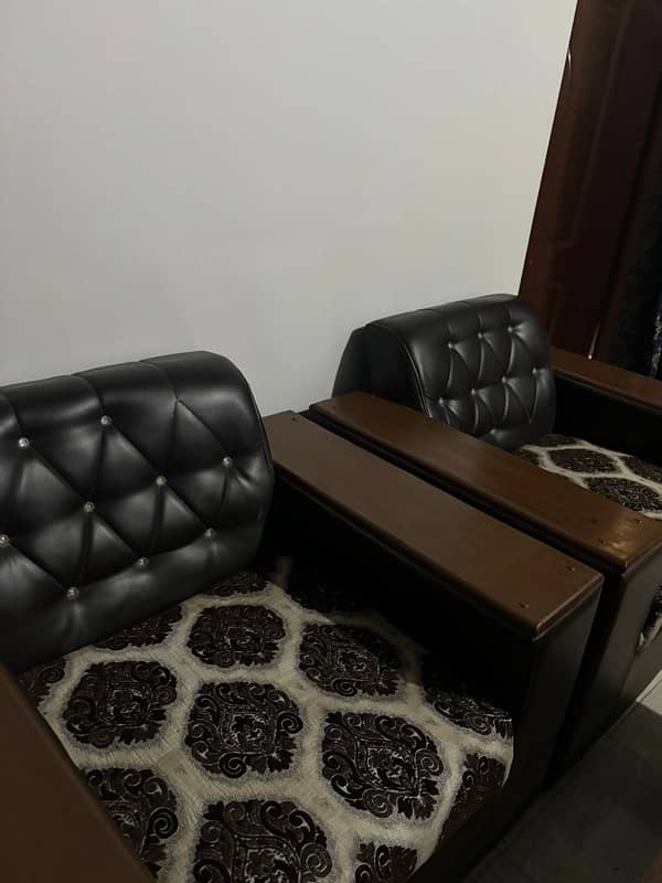 5 seater premium sofa set with table 3