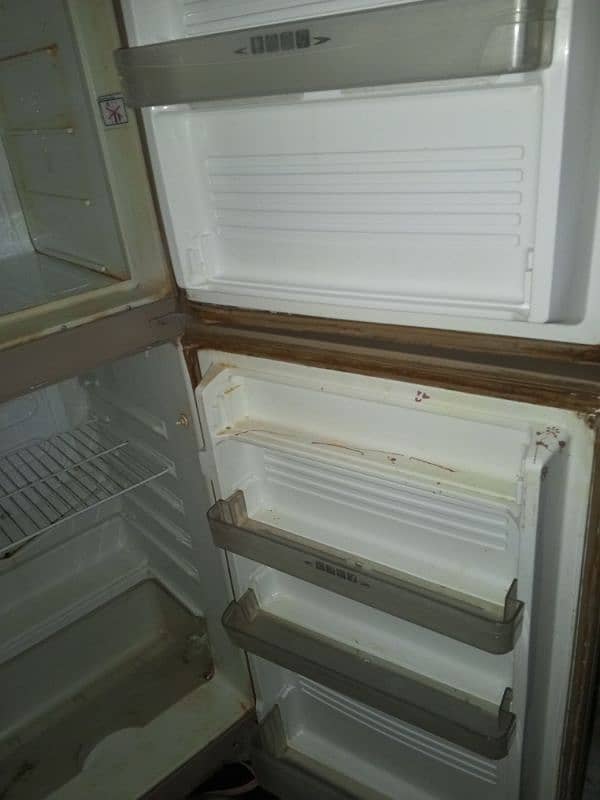 Dawlance fridge 1