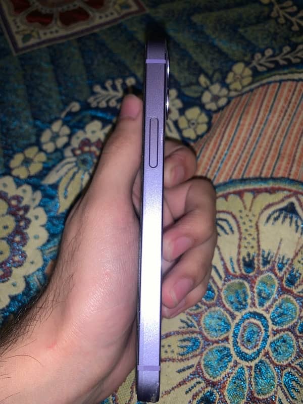 iphone 12 mini 4