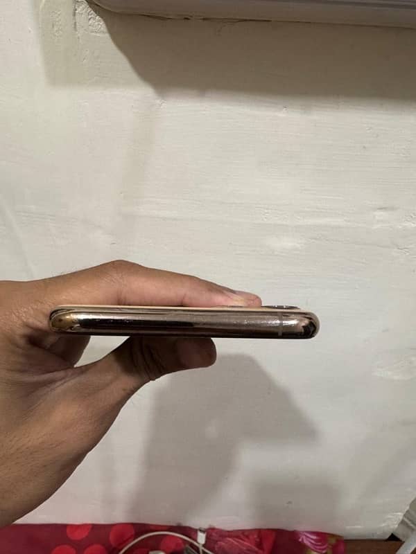 IPHONE 11 PRO MAX 256GB 2