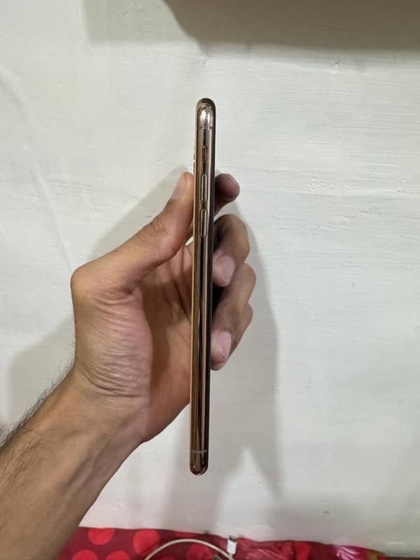 IPHONE 11 PRO MAX 256GB 3