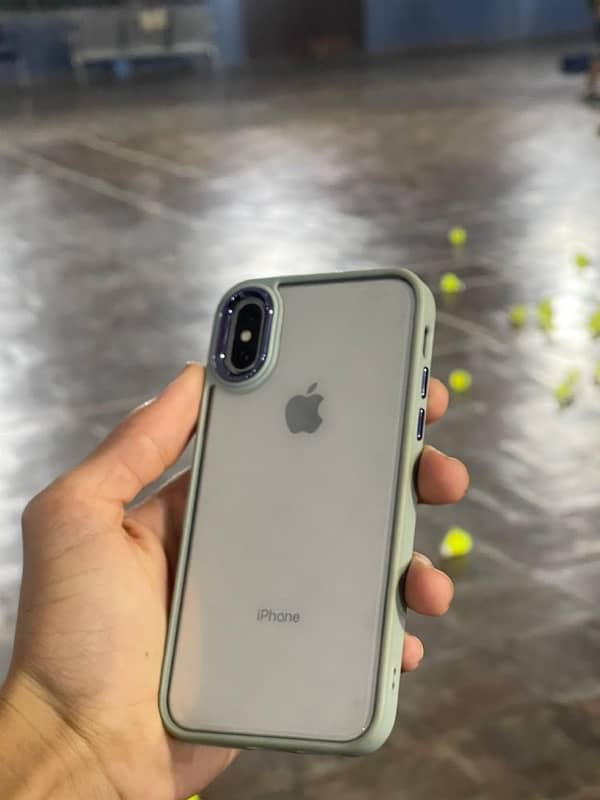 Apple iphone x (256)gb non pta 0