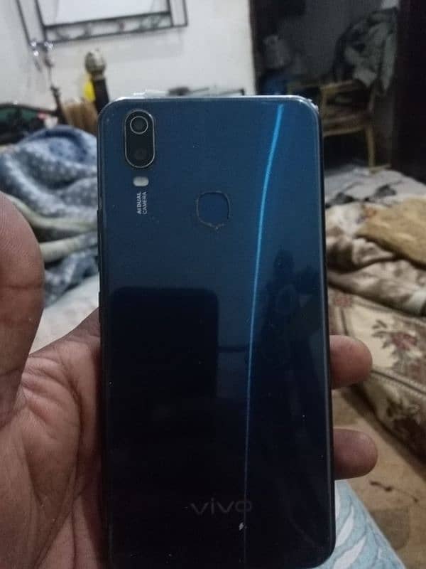 vivo y11 3gb 32gb 1