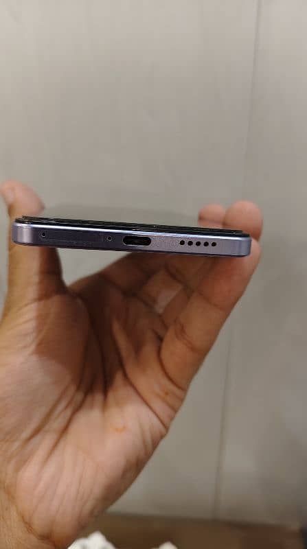 Vivo V 27e Urgent sale 2