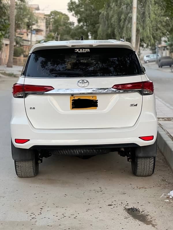 Toyota Fortuner Sigma 2018 9