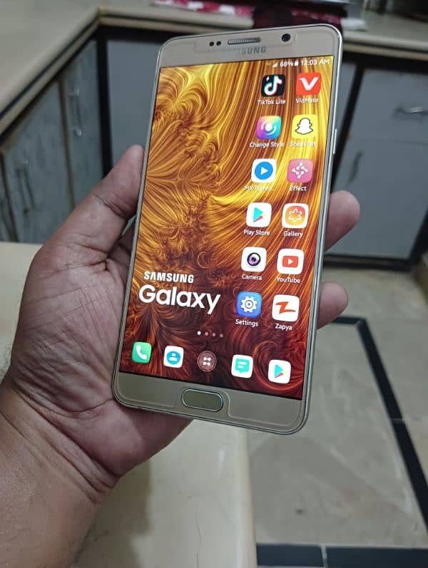 Samsung Note 5 brand new condition 10 + 10 8