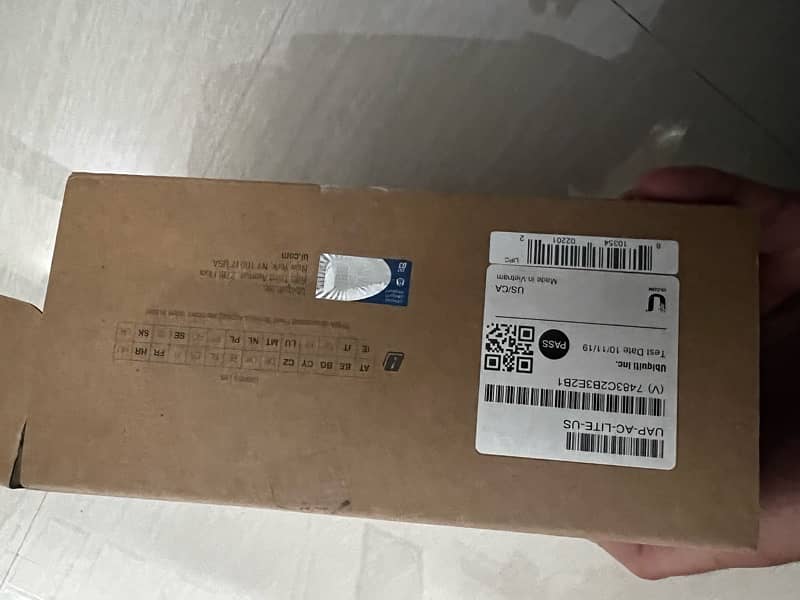 UniFi Wifi Devices (Access points) - 2 packs brand new 2