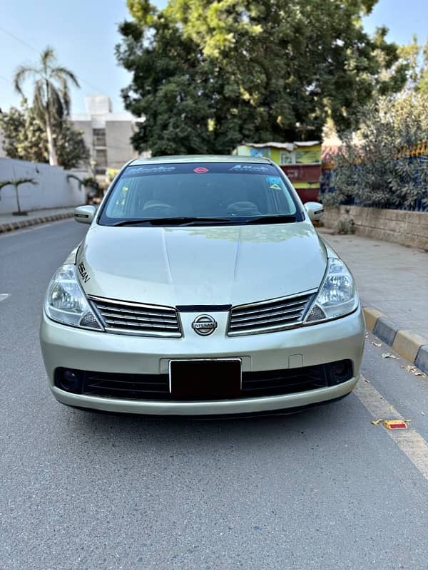 Nissan Tiida latio 2007/12 registered outclass condition 1