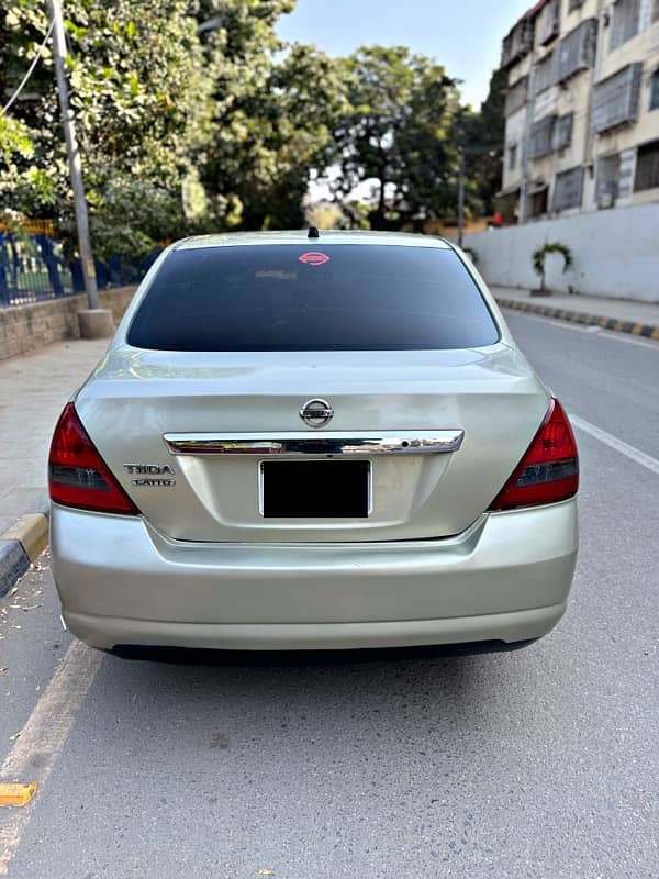 Nissan Tiida latio 2007/12 registered outclass condition 3