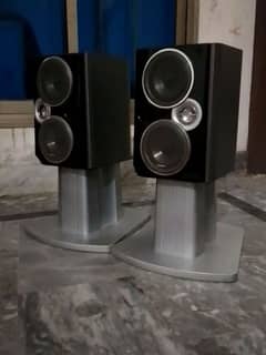 Thomson woofer plated speaker 200+200Watts lush condition