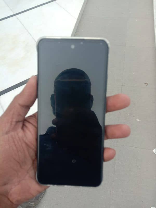 Infinix hot 40 10/10 condition all acaserize complete and box 2