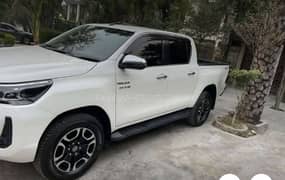 Toyota Hilux  Revo v 2021