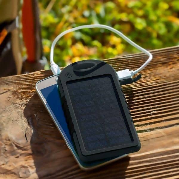 Solar power bank 10,000mAh Black 2