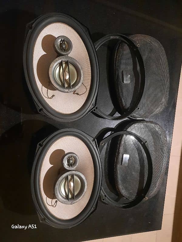 Orignal Kenwood 718 speakers 0