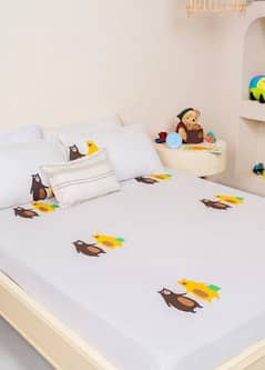 Brand New Double Bedsheet Set with Pillow Covers – Cute Animal