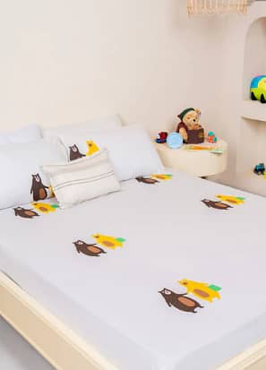 Brand New Double Bedsheet Set with Pillow Covers – Cute Animal 0