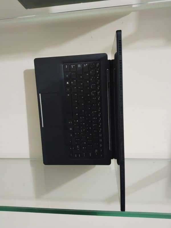 TOSHIBA DYNABOOK i5 8+256 SSD 5