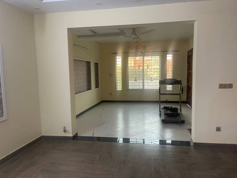 12 Marla upper portion for rent in Media town Rawalpindi 5